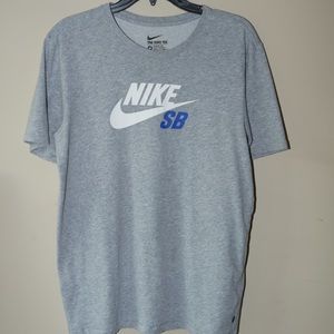 NIKE SB dri fit shirt